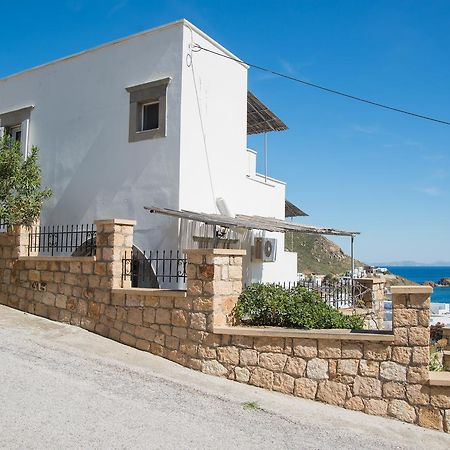 Captain Manos Studio Apartments Grikos Bay  Exterior photo