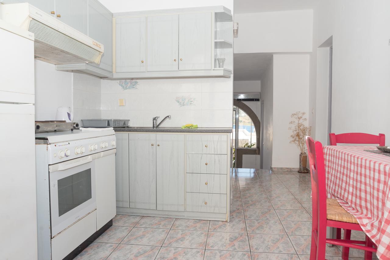 Captain Manos Studio Apartments Grikos Bay  Exterior photo