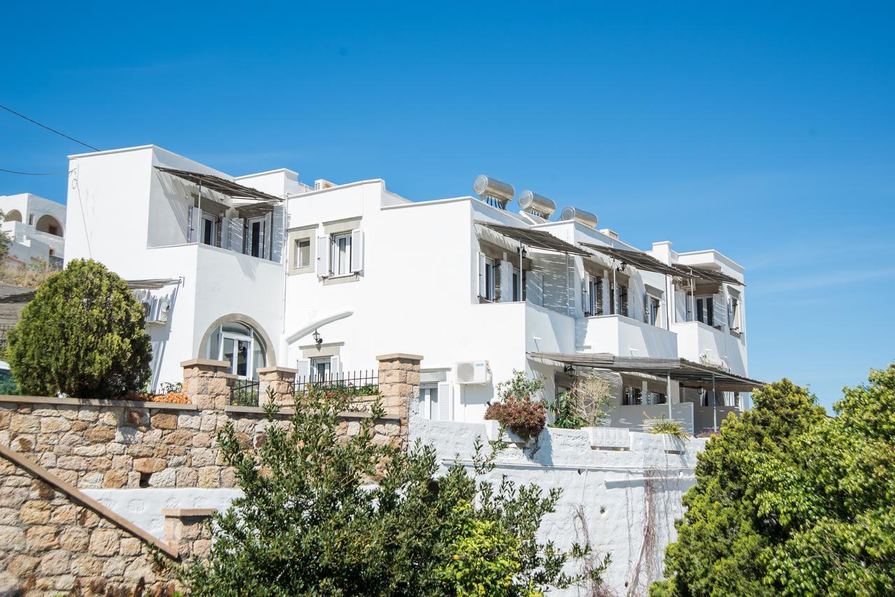 Captain Manos Studio Apartments Grikos Bay  Exterior photo